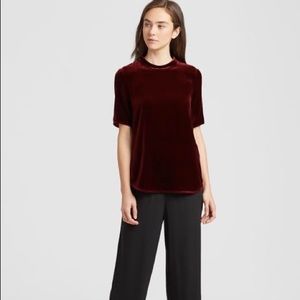 Eileen Fisher velvet mock top short sleeve large